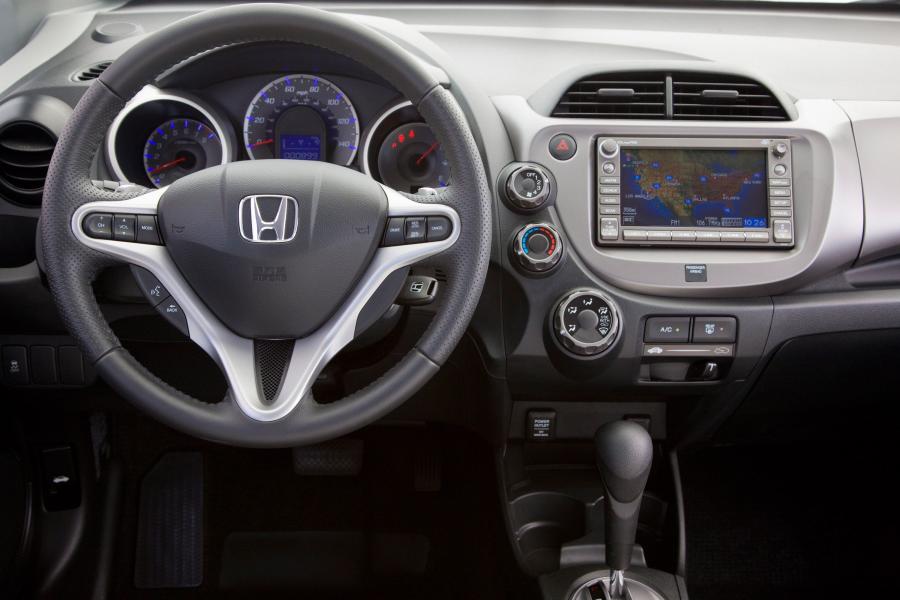  Honda Fit 2010 года  (фото 3 из 24)